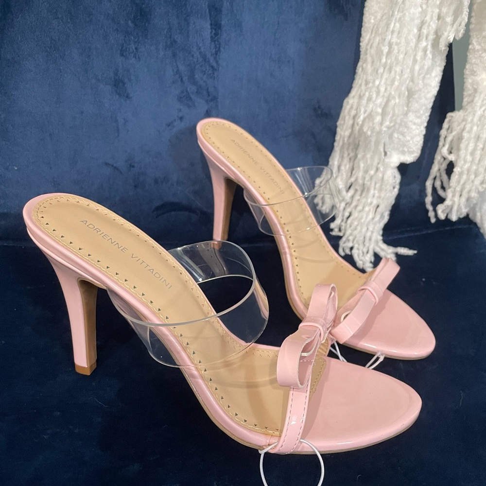 AV light pink strappy bow heels. Size 9.5